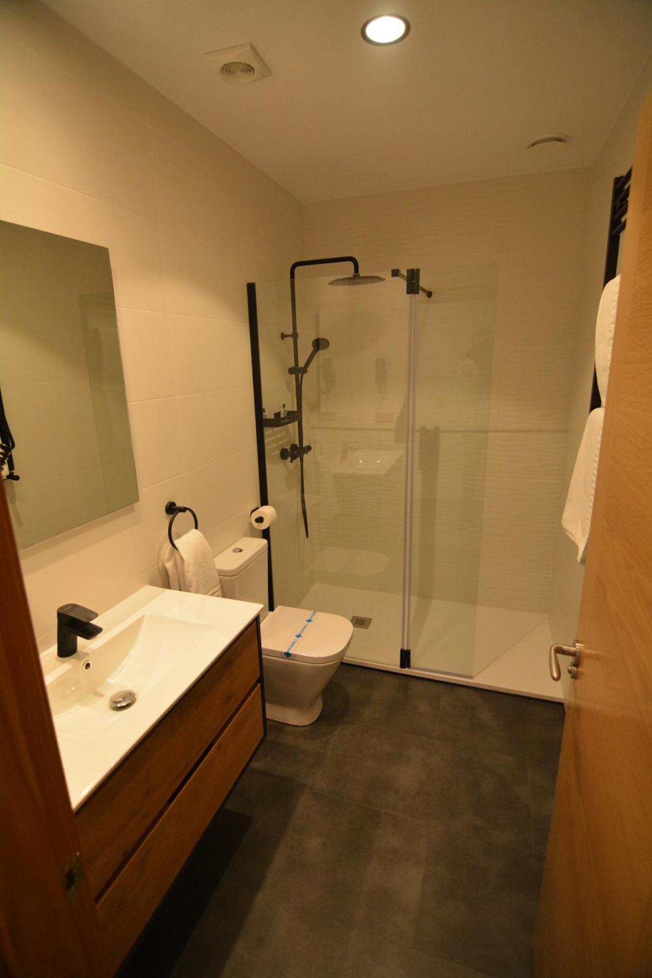 Apartamentos Fuente La Pipa Avín 外观 照片