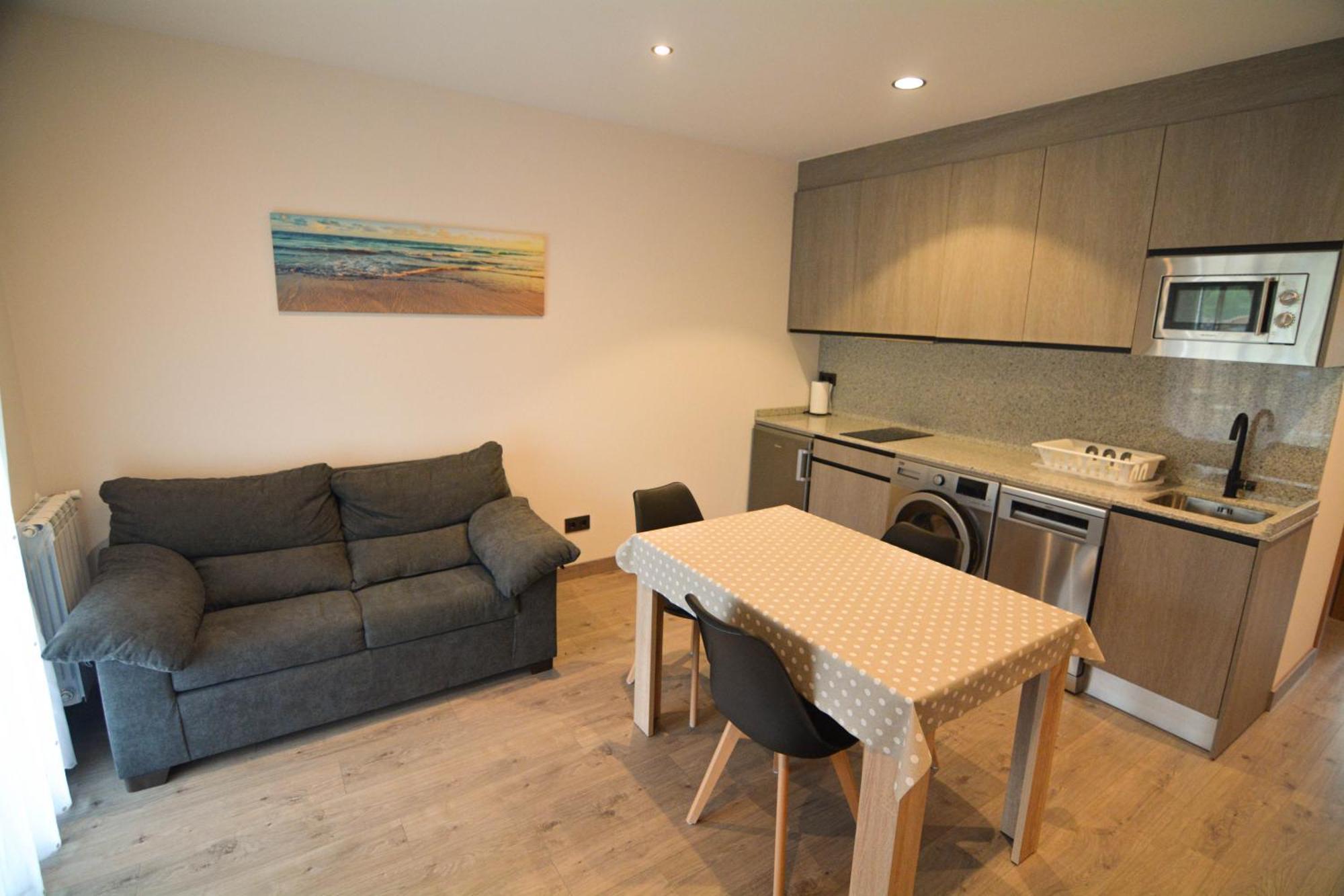 Apartamentos Fuente La Pipa Avín 外观 照片